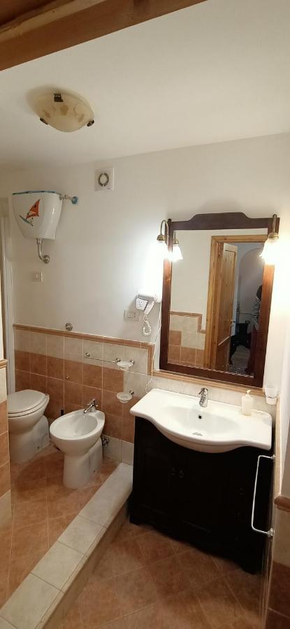 La Pigna Sbarazzina Apartment Rocca di Cambio Exterior photo